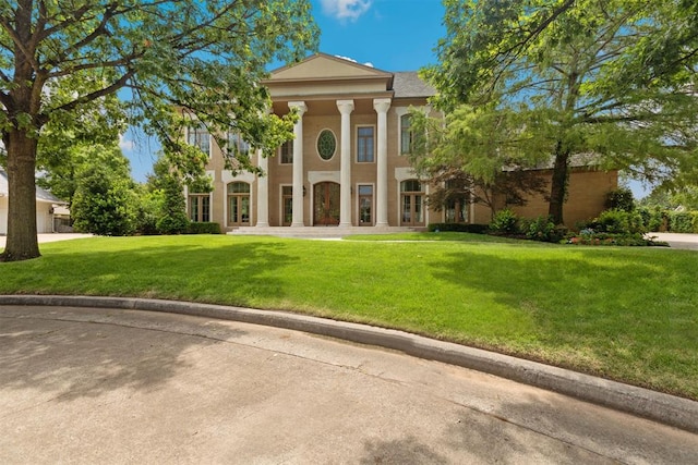 exterior space featuring a yard