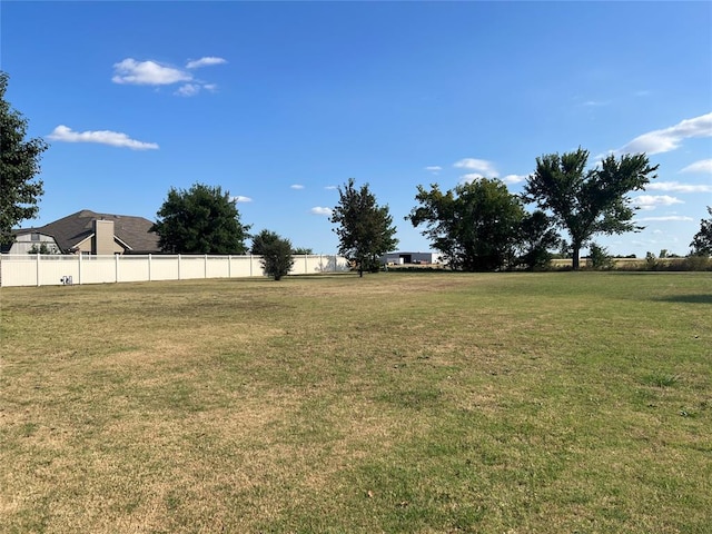 Listing photo 3 for 105 Brookpark Ln, Chickasha OK 73018