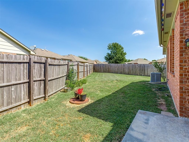 view of yard with cooling unit