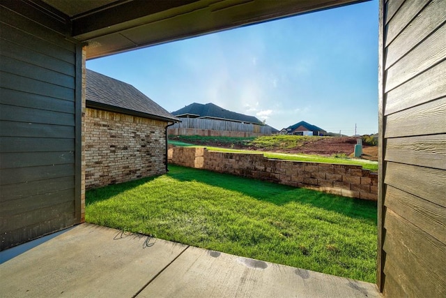 view of yard with a patio