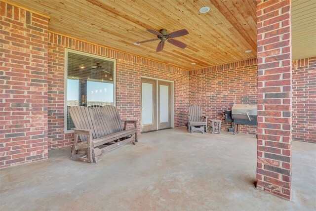 11335 N 1930th Rd, Sayre, OK 73662 - view of patio / terrace featuring ceiling fan and area for grilling