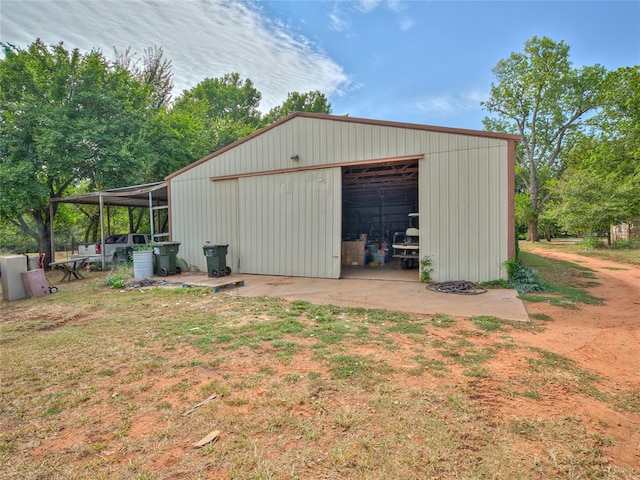 view of outbuilding