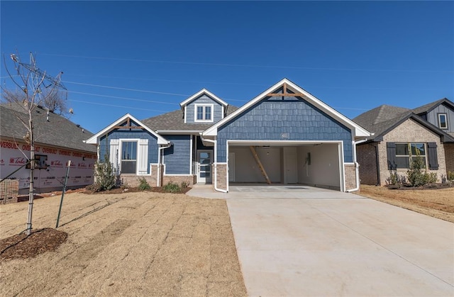 view of front of house featuring a garage