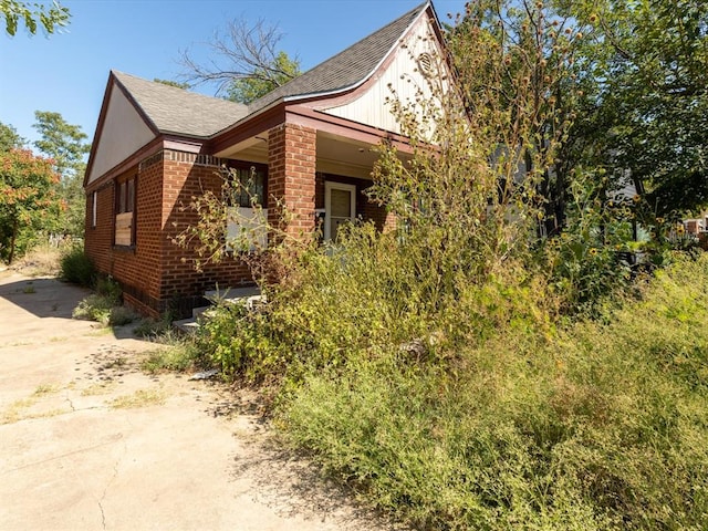 view of property exterior