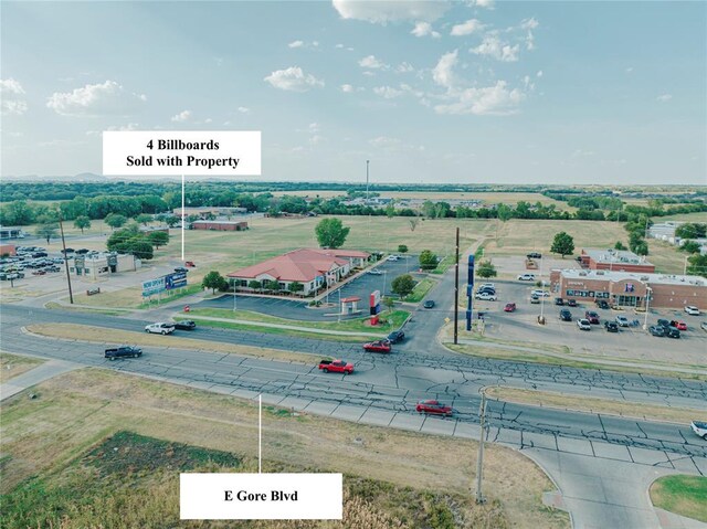 123 E Gore Blvd, Lawton, OK 73501 - photo 17