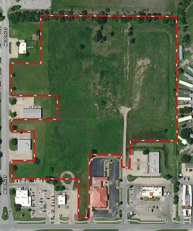 123 E Gore Blvd, Lawton, OK 73501 - photo 20