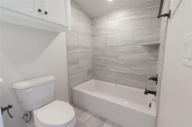 full bath with tub / shower combination and toilet