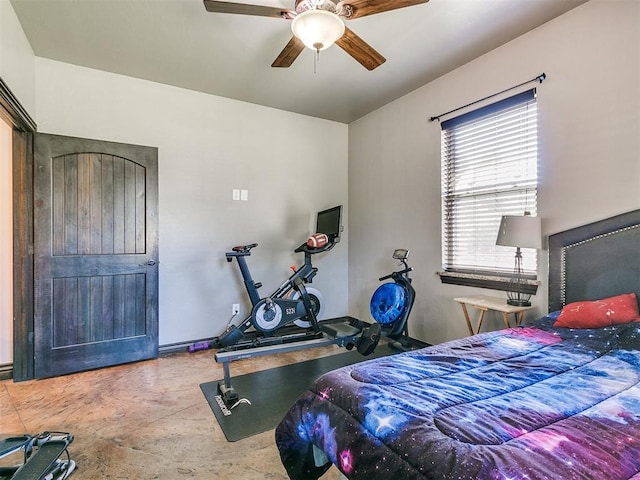 bedroom with ceiling fan