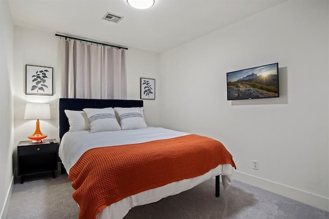 bedroom with carpet flooring