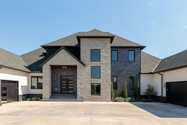 view of front facade with a garage