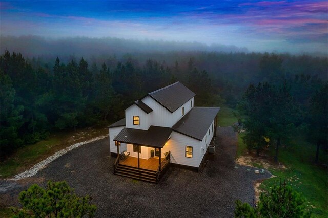 view of aerial view at dusk