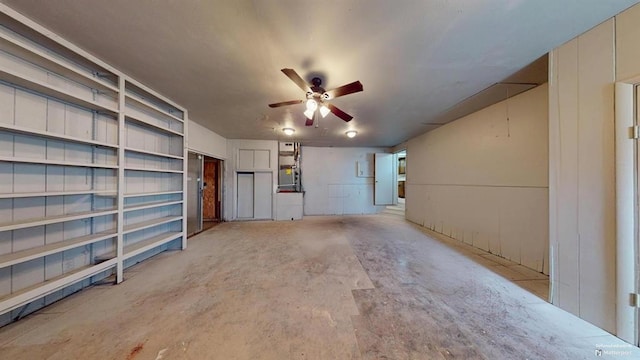 garage featuring ceiling fan