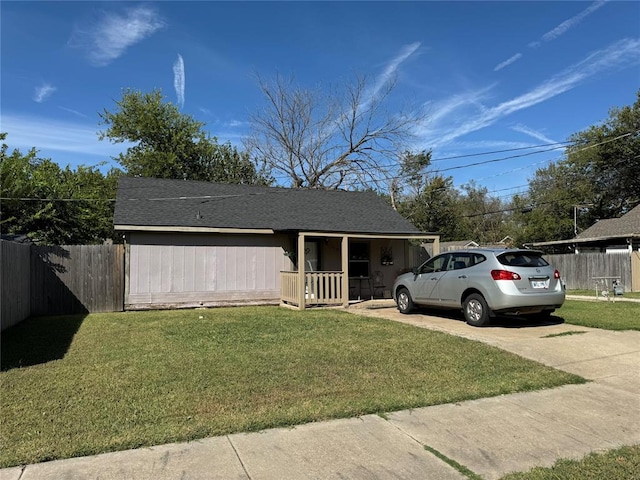 view of front of house with a front yard