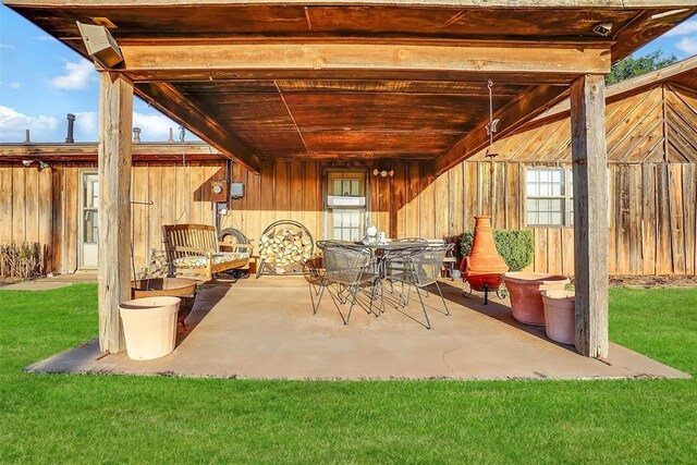 128 W Quail Dr, Cordell, OK 73632 - view of patio