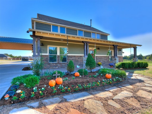 view of front of property with a porch