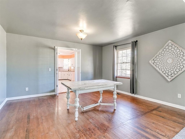 game room featuring hardwood / wood-style flooring