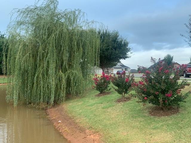 805 Scully Rd, Yukon, OK 73099 - view of grassy yard