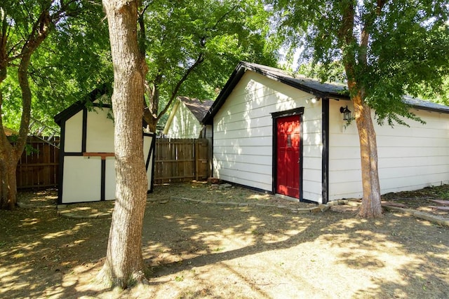 view of outbuilding