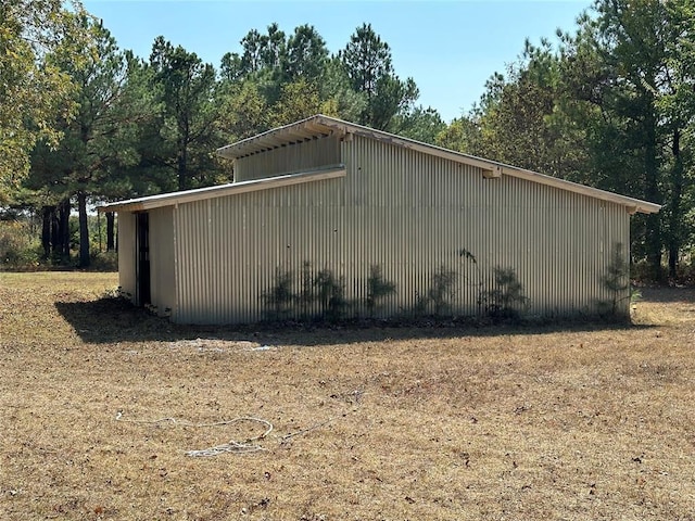 view of side of property