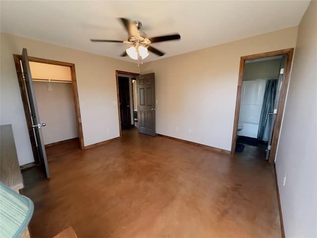 unfurnished bedroom featuring ceiling fan and a closet