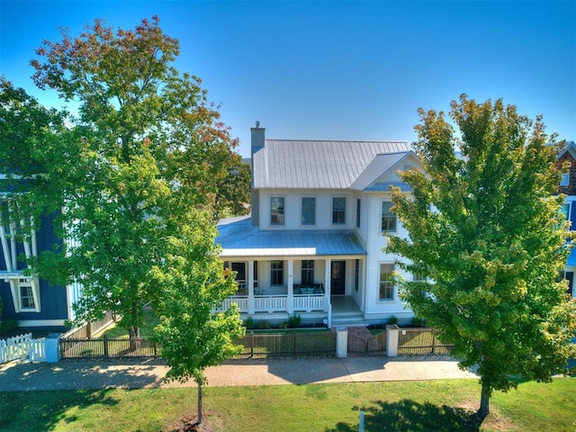 view of front facade with covered porch