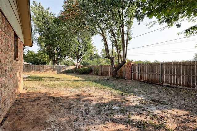 900 Woodbury Dr, Edmond, OK 73034 - view of fenced backyard