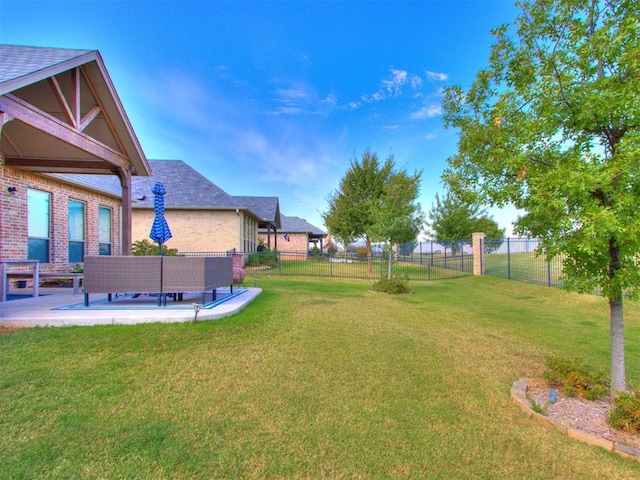 view of yard with an outdoor hangout area and a patio