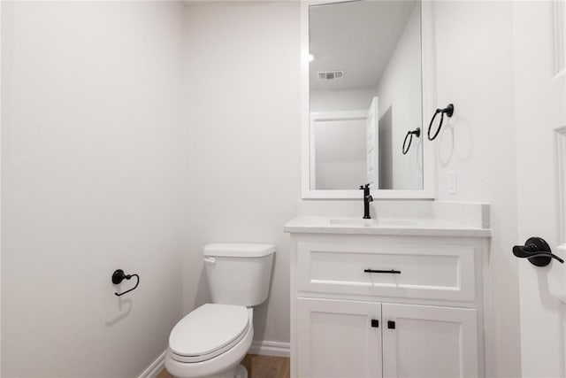 14001 Birch Ln, Edmond, OK 73049 - half bath featuring toilet and vanity