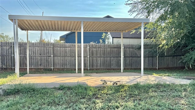 view of yard featuring a carport