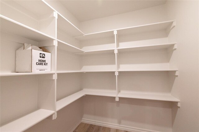9201 Lupine Rd, Yukon, OK 73099 - view of pantry