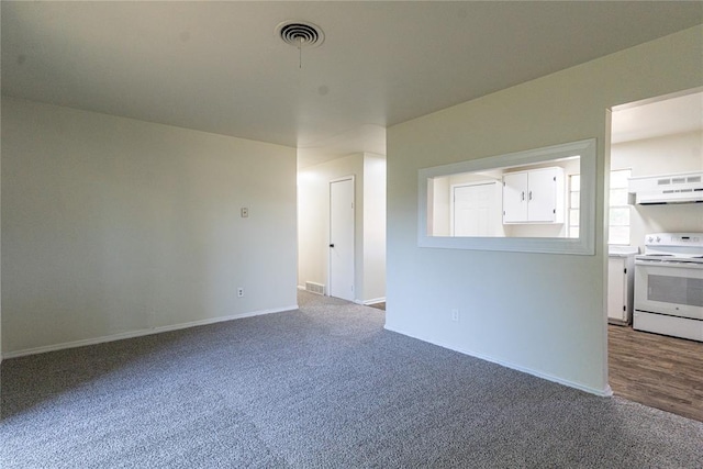 3201 Longridge Rd, Del City, OK 73115 - unfurnished living room featuring carpet floors and baseboards