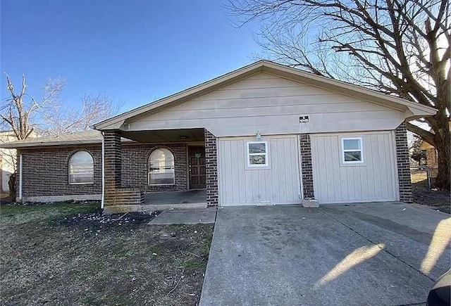 9816 NE 5th St, Midwest City, OK 73130 - view of front of home featuring brick siding