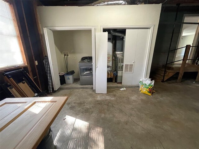 basement with washer / dryer and plenty of natural light