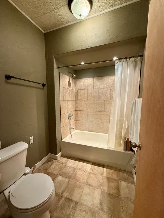 Listing photo 21 - caption unavailable
