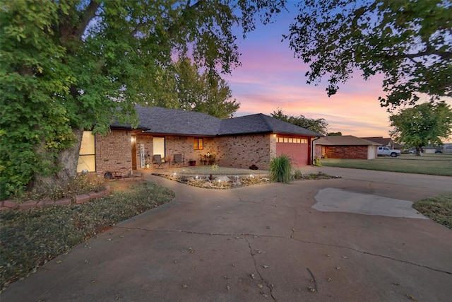 view of front of property featuring a garage