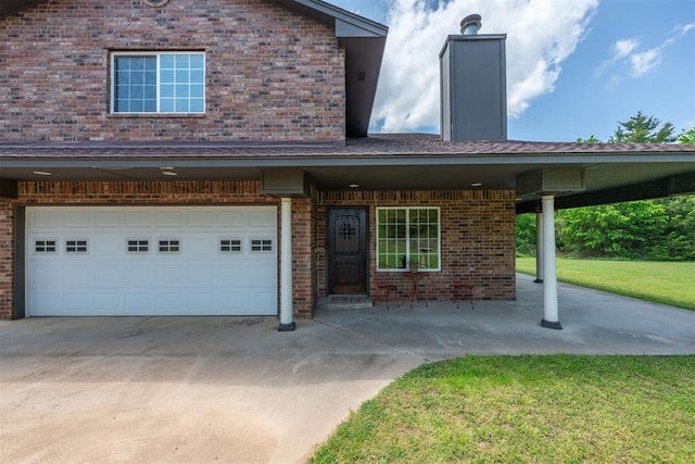 view of front of house with a front yard