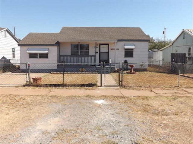 view of front of house