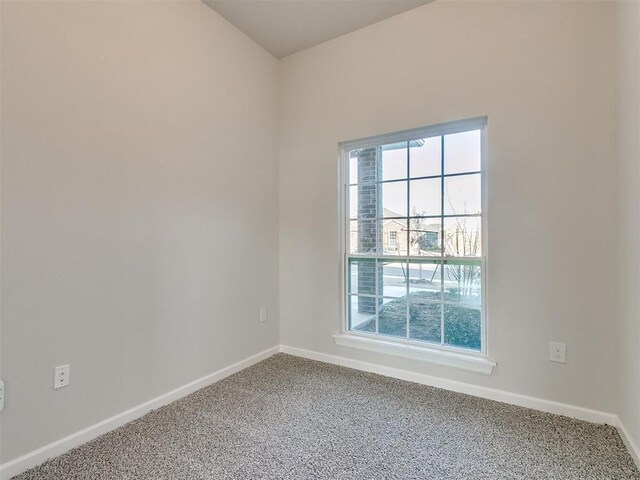 view of carpeted spare room