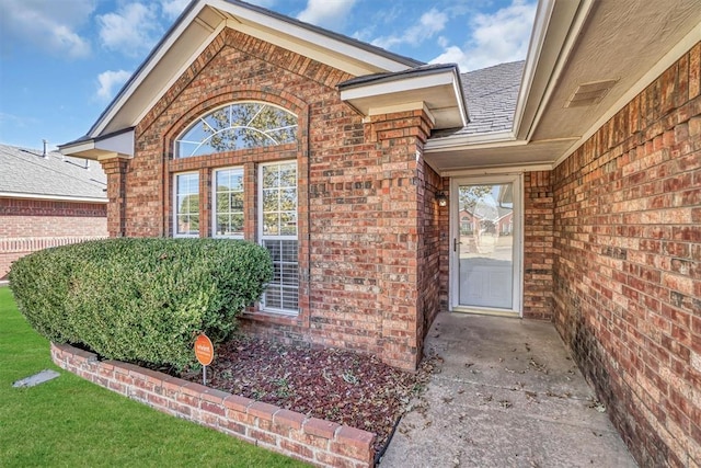 516 S Quail Run, Altus, OK 73521 - entrance to property featuring brick siding