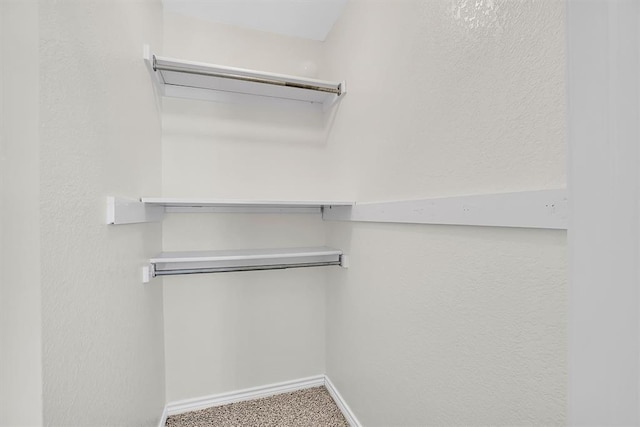516 S Quail Run, Altus, OK 73521 - view of walk in closet