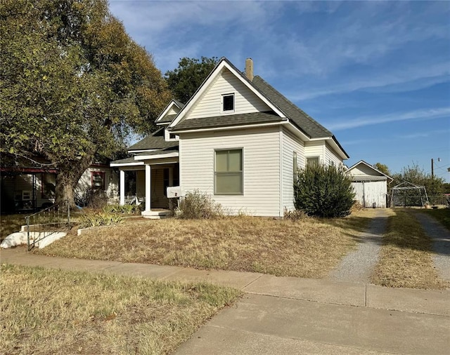 view of front of house with covered porch