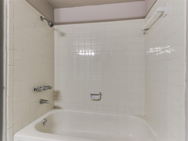 full bathroom featuring shower / washtub combination