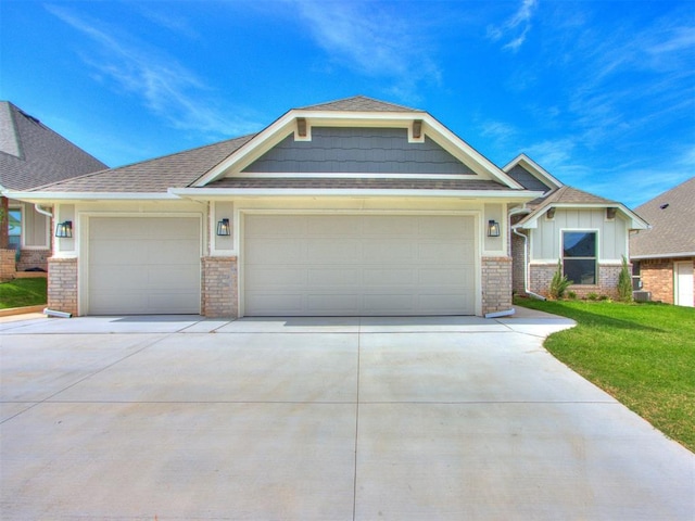 craftsman-style home featuring a garage