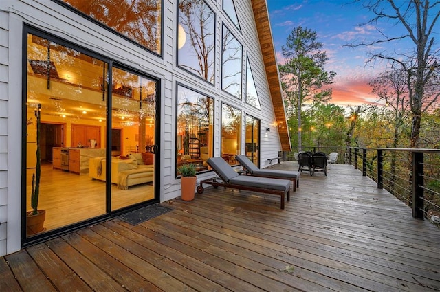 view of deck at dusk