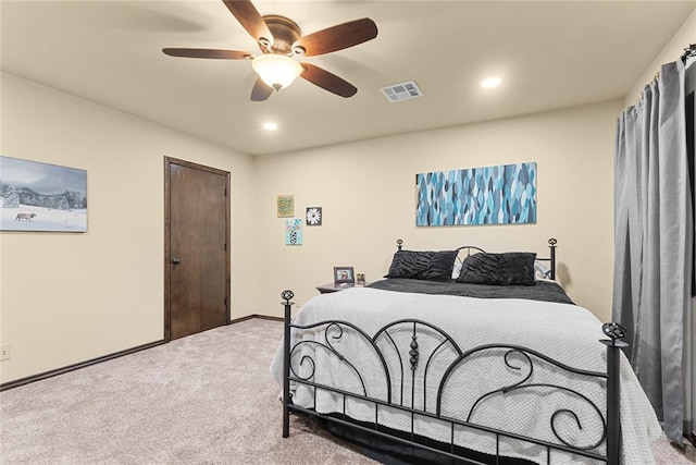 bedroom featuring ceiling fan and carpet flooring