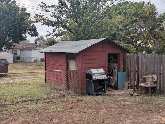 view of outdoor structure