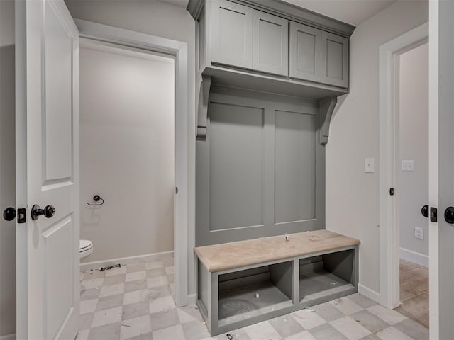 2800 Juneberry Ln, Newcastle, OK 73065 - mudroom featuring baseboards and light floors