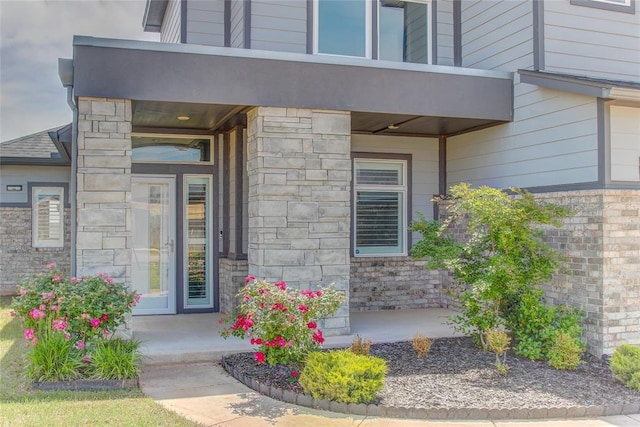 2200 El Cajon St, Edmond, OK 73034 - entrance to property with stone siding