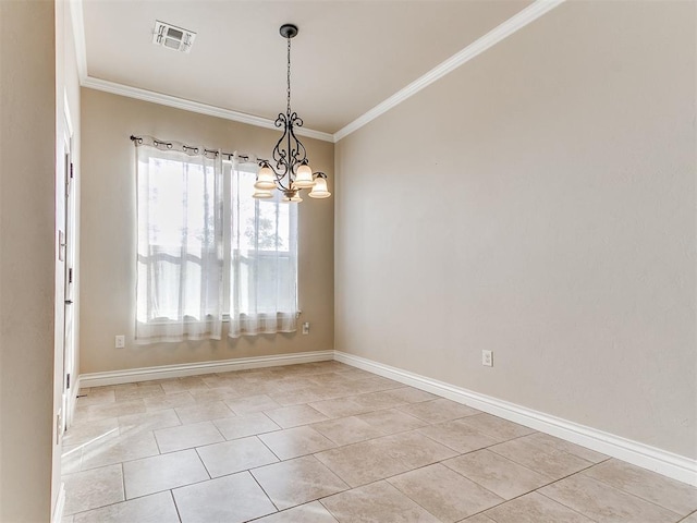 spare room with light tile patterned flooring, ornamental molding, and a chandelier