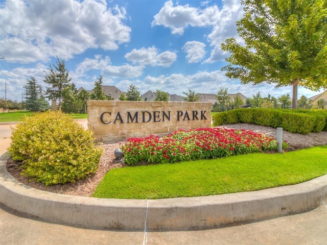 16413 Burgundy E Dr, Edmond, OK 73013 - community / neighborhood sign with a yard